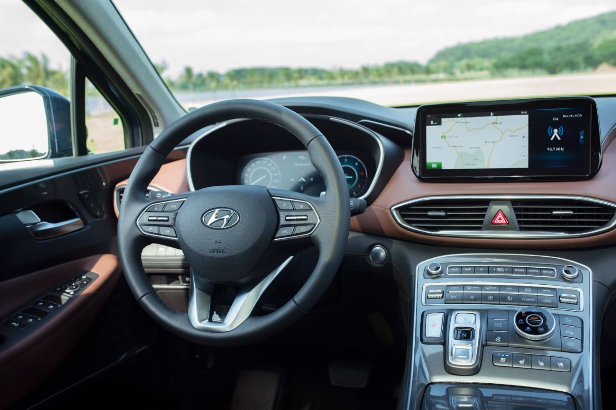 Hyundai-santa-fe-tien-nghi