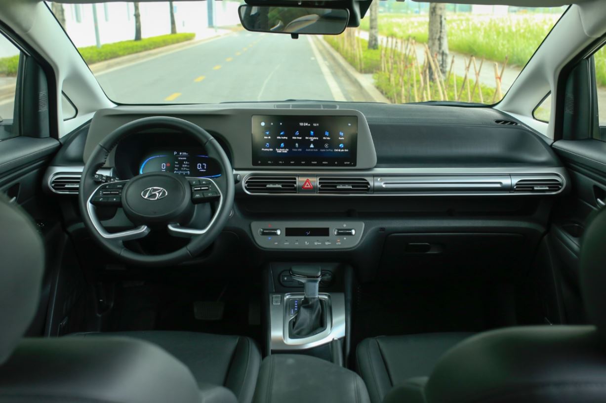 Hyundai-Stargazer-noi-that