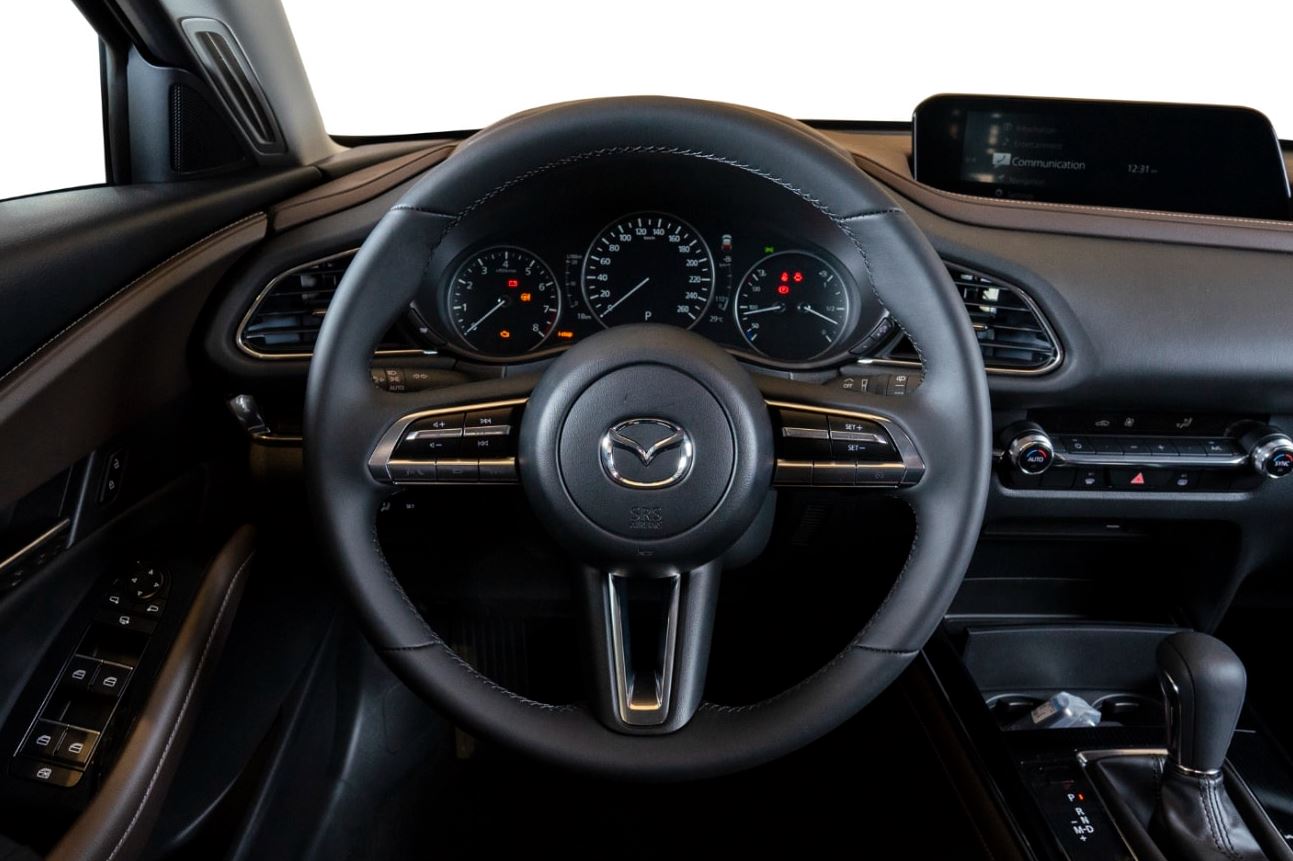 Mazda-CX-30-noi-that