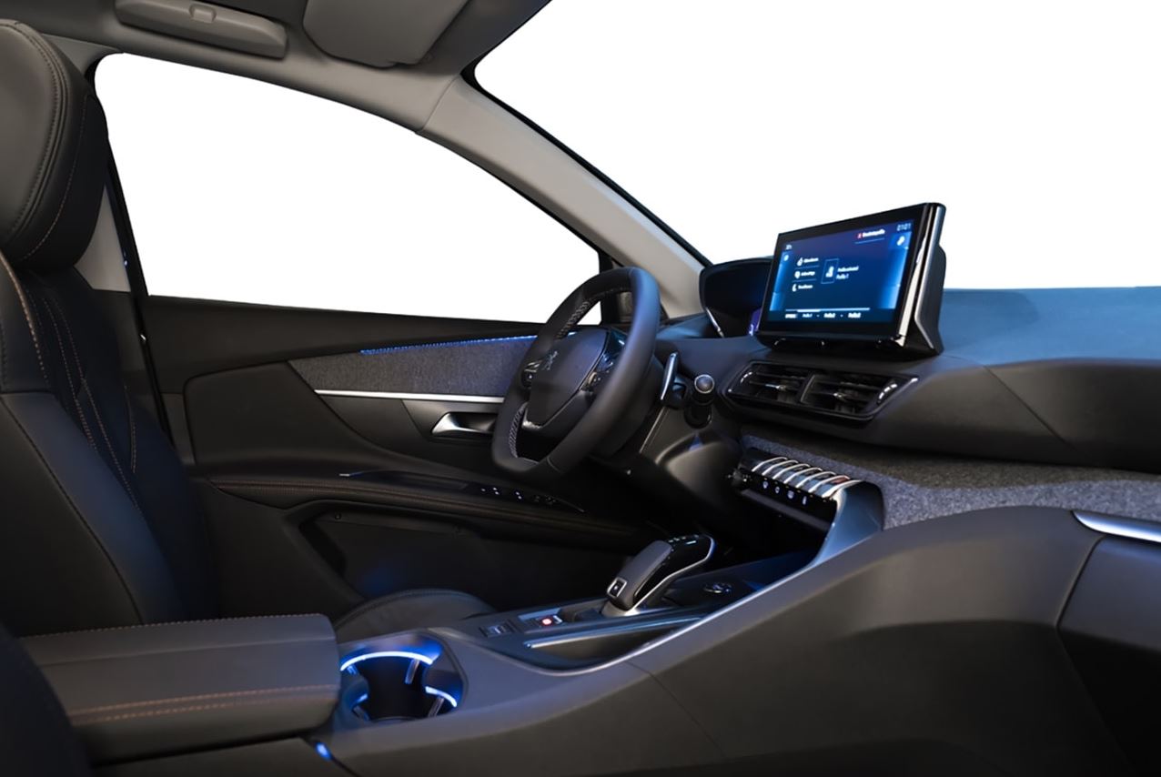 Peugeot-3008-noi-that