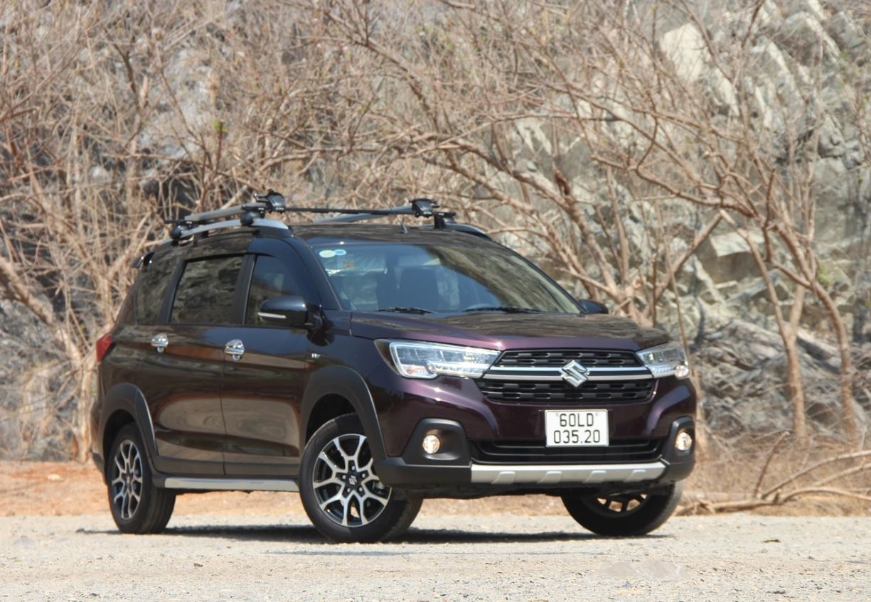 Suzuki-XL7