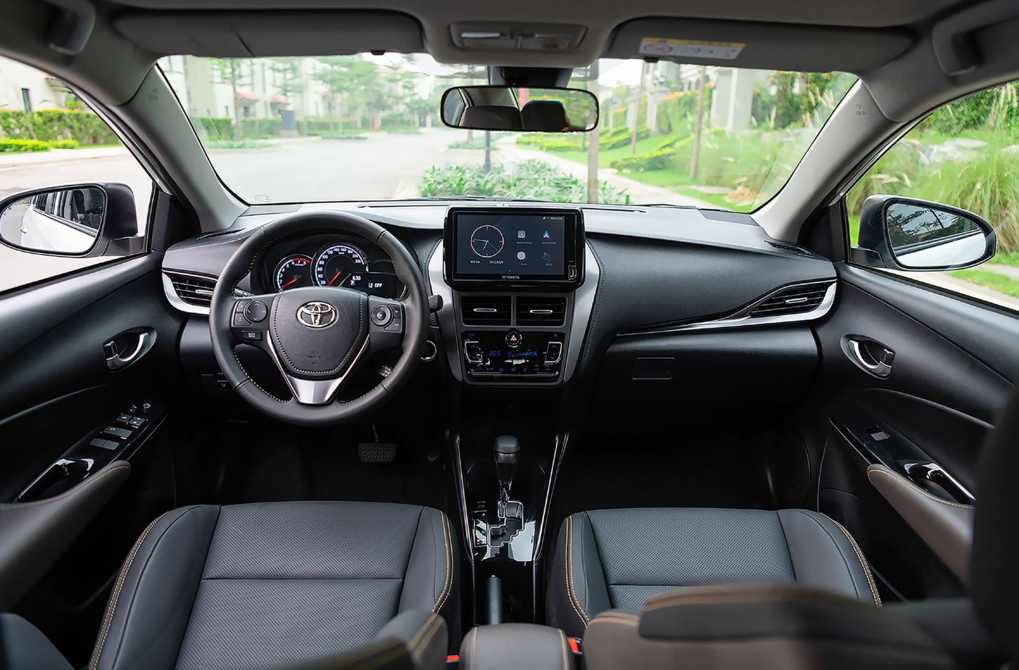 Toyota-Vios-noi-that