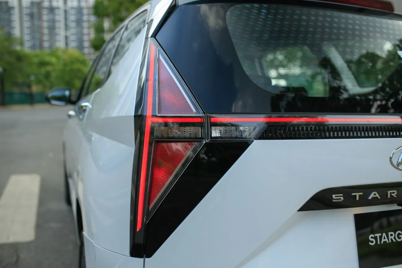Hyundai Stargazer
