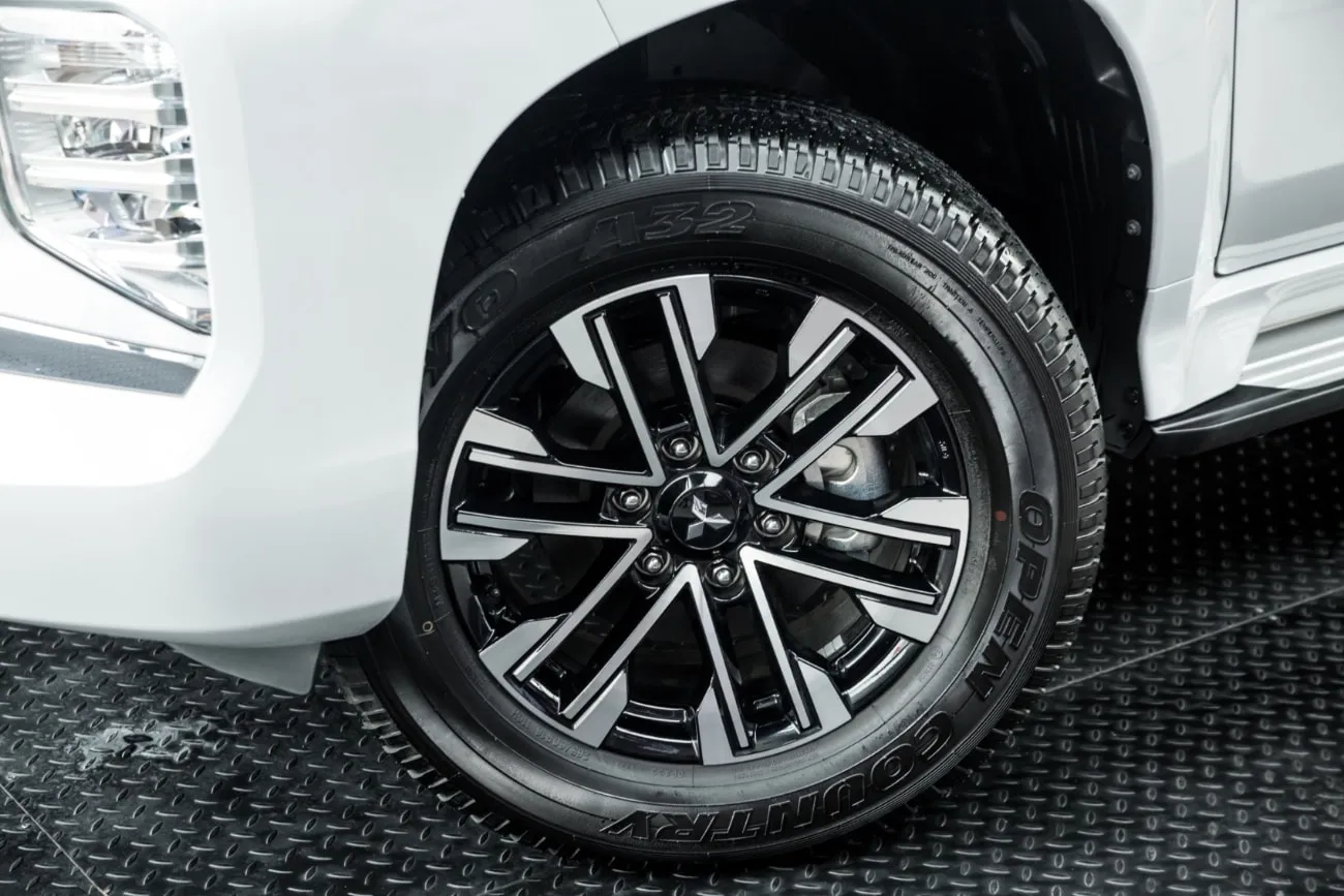 Mitsubishi Pajero Sport