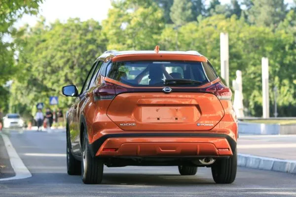 Nissan Kicks